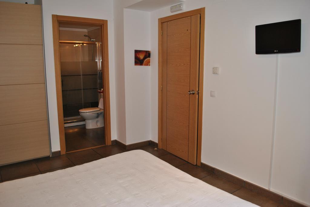Hostal La Catedral Санто Доминго де ла Калсада Екстериор снимка